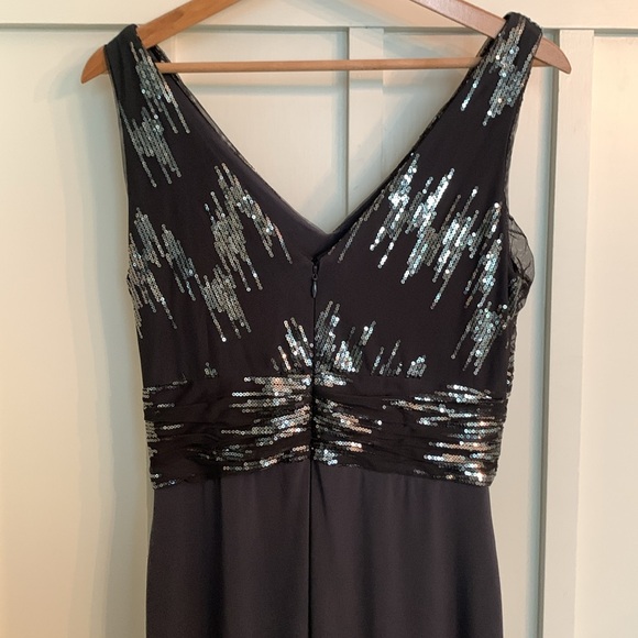 Stunning Sequined Ralph Lauren Evening Grey Formal Gown - Picture 6 of 10